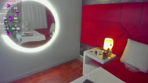 Hanny  online show from March 29, 2026, 2:22 am