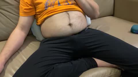 hansomeman2015 online show from November 19, 2025, 12:32 am