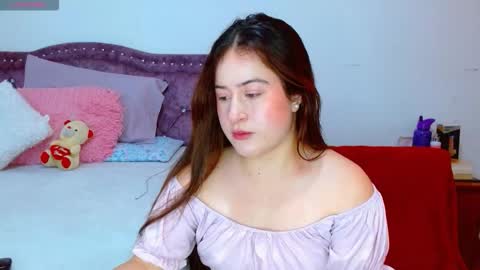 isabella   online show from February 21, 2026, 5:36 pm