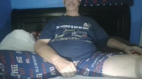 happyhappy4 online show from January 11, 2026, 6:29 am