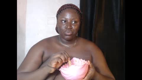 Snapshot of happyslut7 chatting on October 19, 2025, 5:57 pm happyslut7 online show from October 19, 2025, 5:57 pm