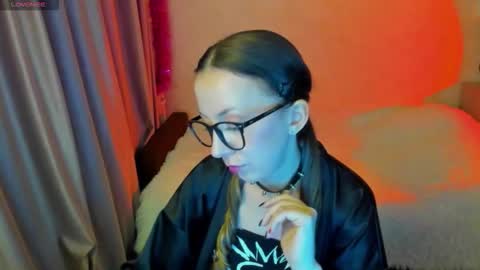 Stephanie online show from October 12, 2025, 2:49 pm