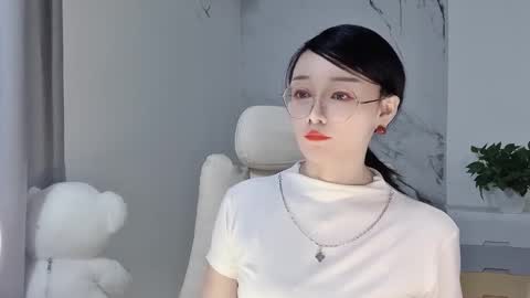 Daisy online show from March 10, 2025, 2:16 pm