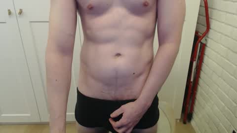 happyvelvetpaw online show from January 14, 2026, 5:46 am