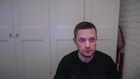 Snapshot of happyvelvetpaw chatting on April 13, 2026, 2:28 am happyvelvetpaw online show from April 13, 2026, 2:28 am
