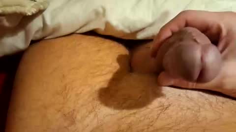 Snapshot of hapyending960 chatting on January 8, 2026, 9:39 pm Small things matters online show from January 8, 2026, 9:39 pm