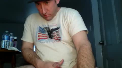 Snapshot of hard4you6921 chatting on January 19, 2026, 2:43 pm hard4you6921 online show from January 19, 2026, 2:43 pm