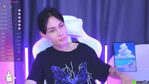 Mark online show from October 28, 2025, 11:07 pm