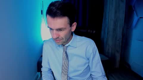 Steve online show from October 19, 2025, 3:40 am