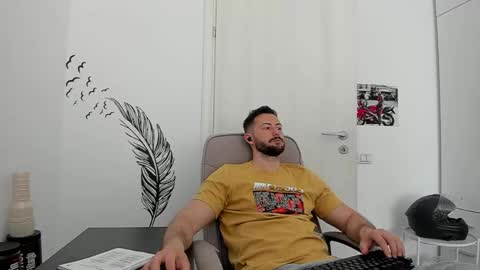 Hard Cock online show from May 25, 2026, 8:09 am