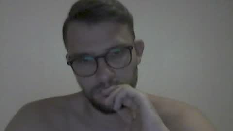 hardboylovemilfmoom online show from June 24, 2026, 7:02 pm