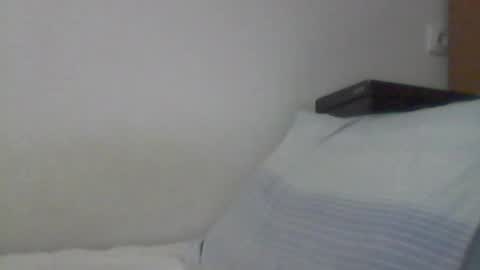 hardboylovemilfmoom online show from July 6, 2026, 11:40 am