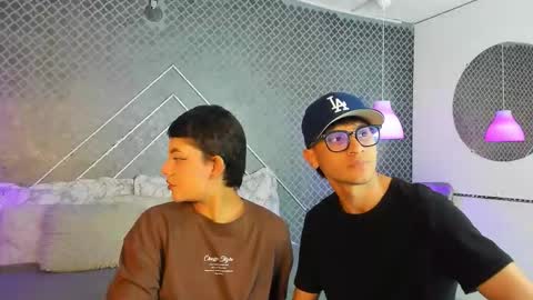 Kade and Demi online show from January 16, 2026, 3:43 am