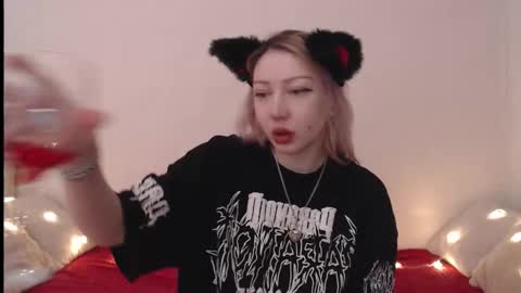 Emily online show from February 17, 2026, 10:16 pm