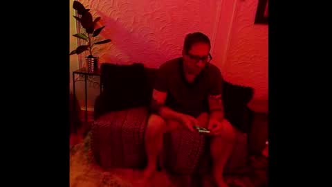 hardigan online show from October 23, 2025, 11:20 am