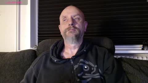 MrLazy online show from October 26, 2025, 7:09 pm