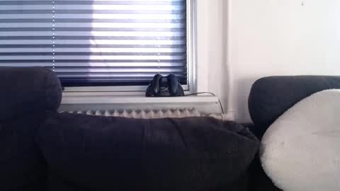 MrLazy online show from December 17, 2025, 12:55 pm