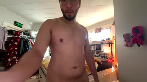 SimplyHorny online show from December 5, 2025, 1:31 pm