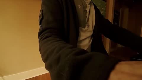 Tom online show from October 18, 2025, 10:54 pm