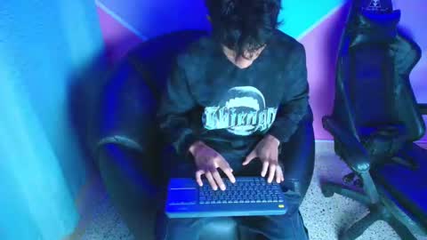 Hares online show from December 2, 2025, 3:40 pm