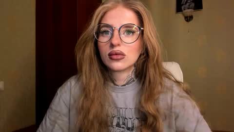 Julia online show from February 16, 2026, 4:30 am