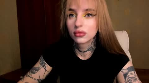 Julia online show from February 28, 2026, 4:46 am