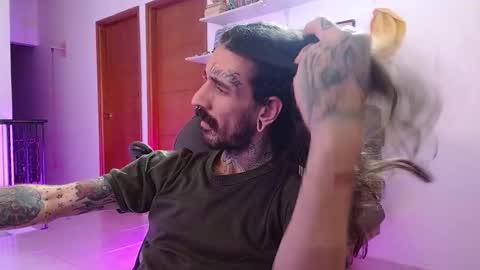 Snapshot of harry_reems_ chatting on February 21, 2026, 8:59 am OMAR online show from February 21, 2026, 8:59 am