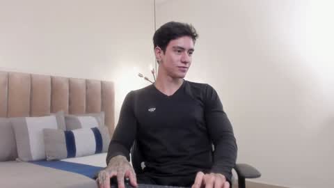 Snapshot of harryy_joness chatting on January 28, 2025, 6:07 pm Harry Jones online show from January 28, 2025, 6:07 pm