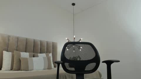 Snapshot of harryy_joness chatting on February 28, 2025, 9:33 pm Harry Jones online show from February 28, 2025, 9:33 pm