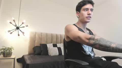 Snapshot of harryy_joness chatting on March 8, 2025, 5:22 pm Harry Jones online show from March 8, 2025, 5:22 pm