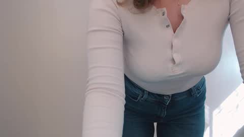 hartfoxx online show from March 8, 2025, 8:55 am