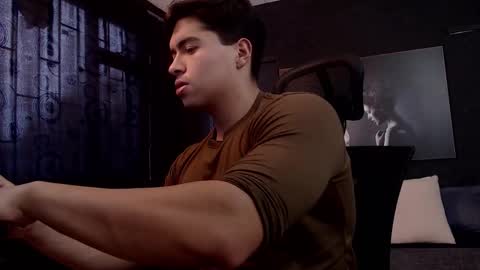 Snapshot of hat_guy01 chatting on February 11, 2026, 9:53 pm hat_guy01 online show from February 11, 2026, 9:53 pm