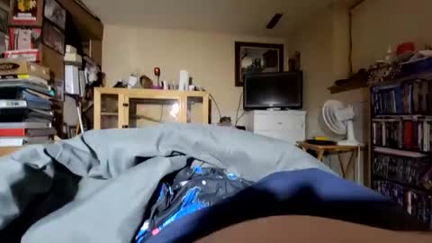 Snapshot of hawkfan1888 chatting on November 16, 2025, 1:33 am hawkfan1888 online show from November 16, 2025, 1:33 am