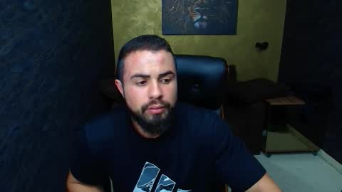 HayesWood online show from November 3, 2025, 5:31 am