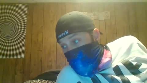 hazel198812 online show from December 17, 2025, 5:08 pm