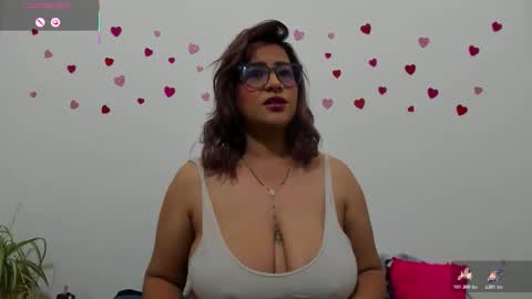 Snapshot of hazel_34 chatting on January 9, 2026, 8:50 am hazel online show from January 9, 2026, 8:50 am