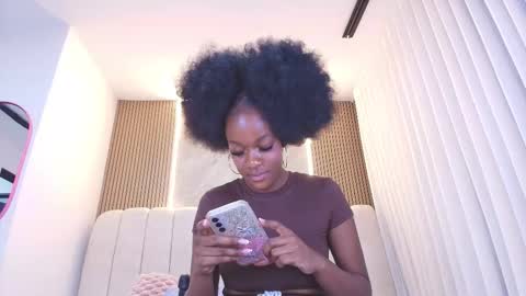 kataleya online show from March 21, 2026, 7:17 pm