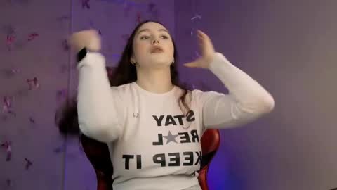 Hazel online show from April 20, 2026, 8:28 am