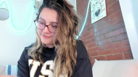 Hazel Brown online show from March 12, 2025, 4:24 pm