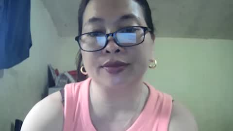 hazeldhane online show from March 5, 2025, 5:07 am