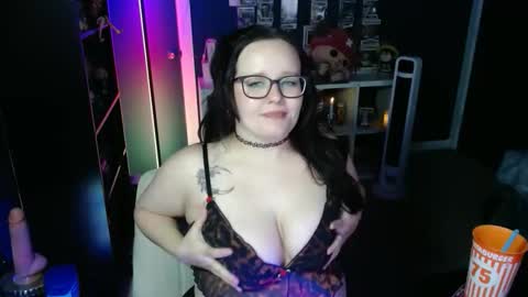 HazeyViolet333 online show from March 17, 2026, 6:11 pm