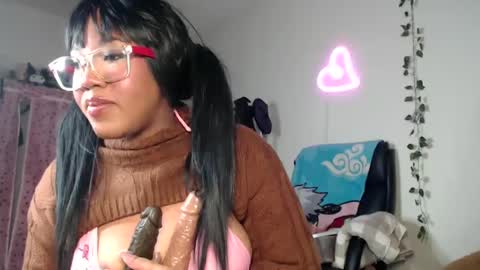 Snapshot of hazzelopium chatting on January 9, 2025, 9:05 pm Mya online show from January 9, 2025, 9:05 pm