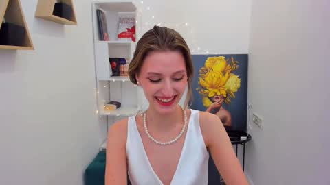 heartedlove_1 online show from February 22, 2025, 9:34 am