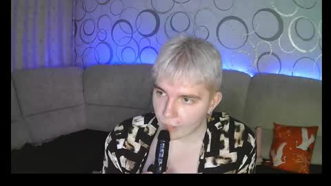 Snapshot of heatctrl chatting on February 12, 2026, 7:42 pm Justin online show from February 12, 2026, 7:42 pm