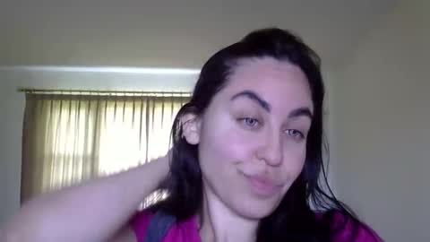 heatwavee online show from November 22, 2025, 5:45 pm