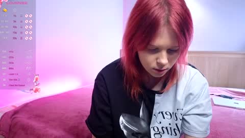 Snapshot of heaven_blonde chatting on January 5, 2025, 3:02 pm Our names are Anette and Alice online show from January 5, 2025, 3:02 pm