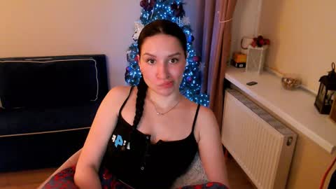 Heaven girl online show from January 26, 2025, 6:48 pm