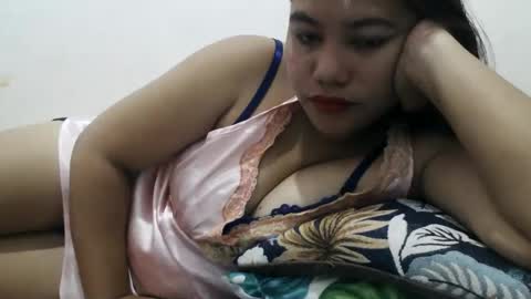 heavenlyeyes69 online show from January 7, 2026, 9:50 pm