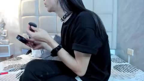 Keira Hecate online show from February 25, 2026, 8:18 pm