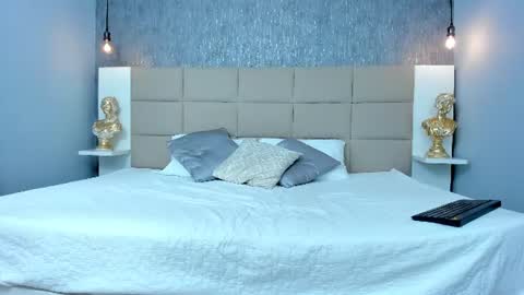 Snapshot of hecate1_ chatting on June 26, 2026, 7:18 pm Keira Hecate online show from June 26, 2026, 7:18 pm